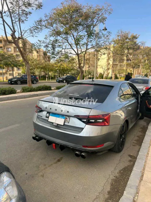 Skoda Superb 2021 White Used for Sale - 6