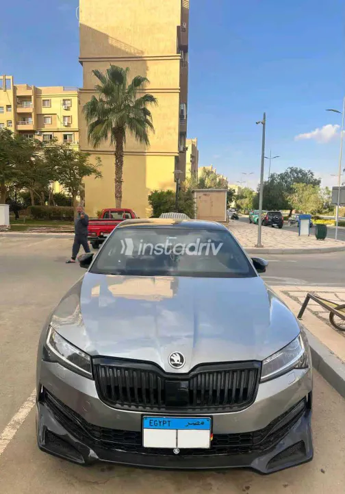 Skoda Superb 2021 White Used for Sale - 8