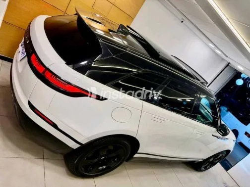 Land Rover Velar 2018 White Used for Sale - 8