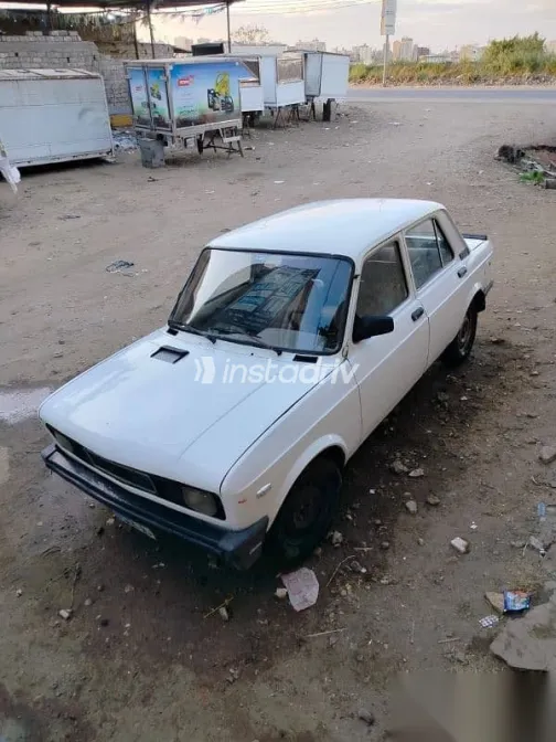 فيات 128 1998 أبيض مستعملة للبيع - 3