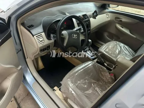Toyota Corolla 2013 Silver Used for Sale - 2