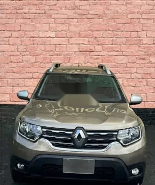 رينو داستر 2019 ذهبي مستعملة للبيع