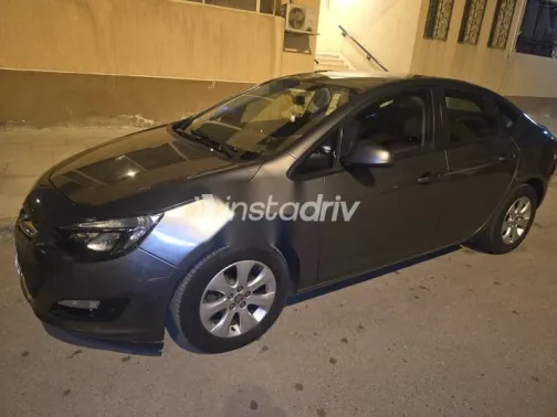 اوبل أسترا 2017 رمادي مستعملة للبيع - 3