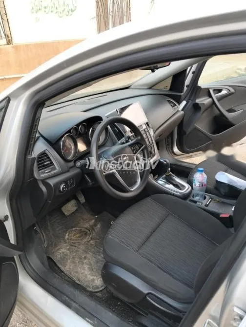 Opel Astra 2018 White Used for Sale - 4