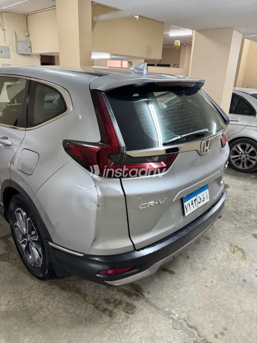 هوندا CRV 2022 أبيض مستعملة للبيع - 3