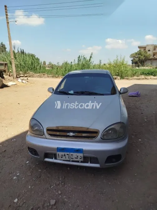 شيفروليه لانوس 2010 فضي مستعملة للبيع - 3