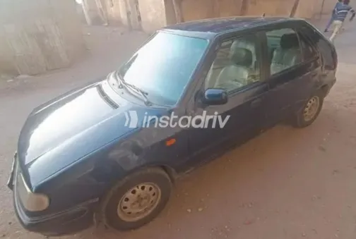 سكودا فيليشيا 1997 أبيض مستعملة للبيع - 2