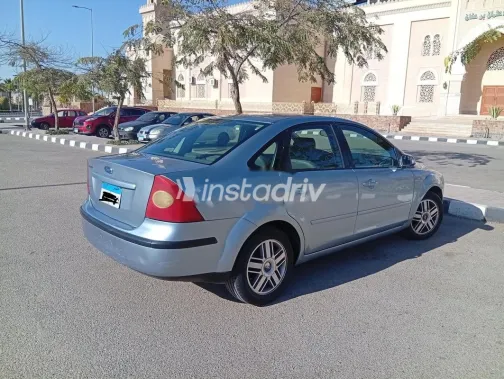 فورد فوكس 2007 سماوي مستعملة للبيع - 4