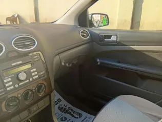 فورد فوكس 2007 سماوي مستعملة للبيع