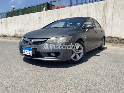 هوندا سيفك 2009 رمادي مستعملة للبيع - 2