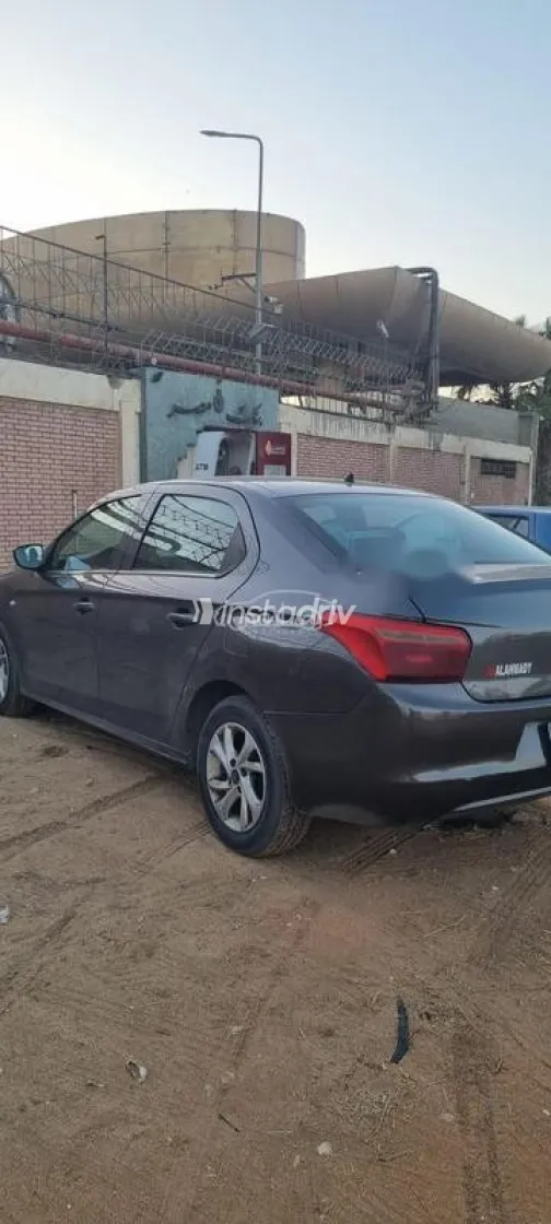 سيتروين سي اليزيه 2021 أبيض مستعملة للبيع - 3