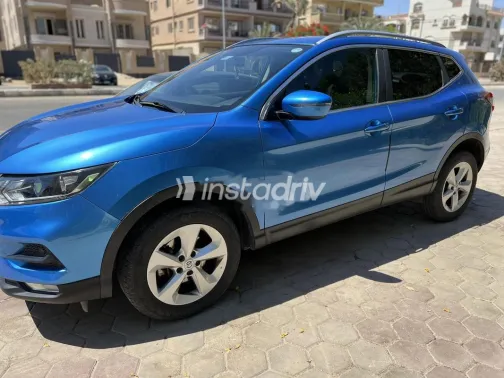 نيسان قشقاي 2021 أبيض مستعملة للبيع - 2