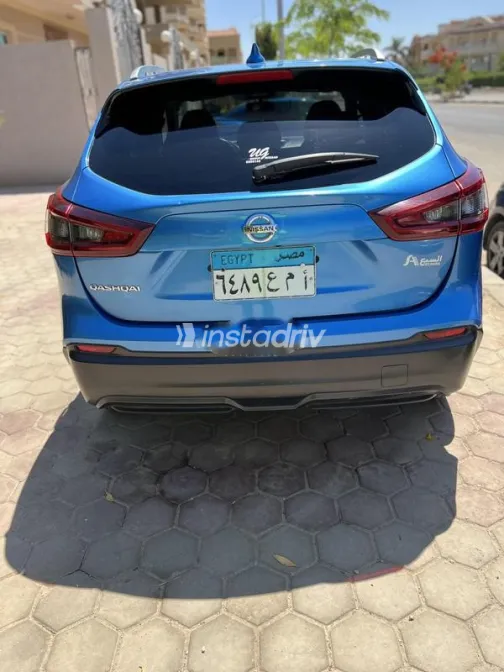 نيسان قشقاي 2021 أبيض مستعملة للبيع - 3