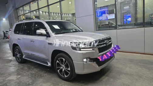 تويوتا لاند كروزر 2021 أبيض مستعملة للبيع - 5