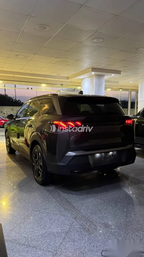 بيجو 5008 2026 رمادي جديدة للبيع - 2