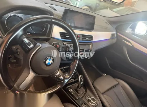 بي ام دبليو X2 2022 أسود مستعملة للبيع - 4