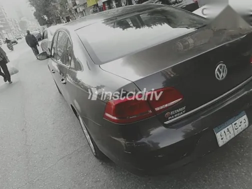 فولكس فاغن باسات 2015 بني مستعملة للبيع - 6