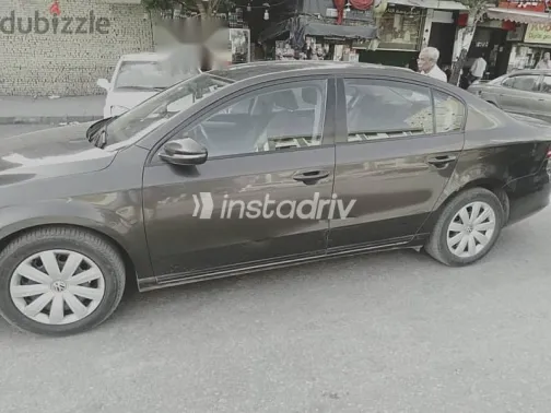 فولكس فاغن باسات 2015 بني مستعملة للبيع - 10