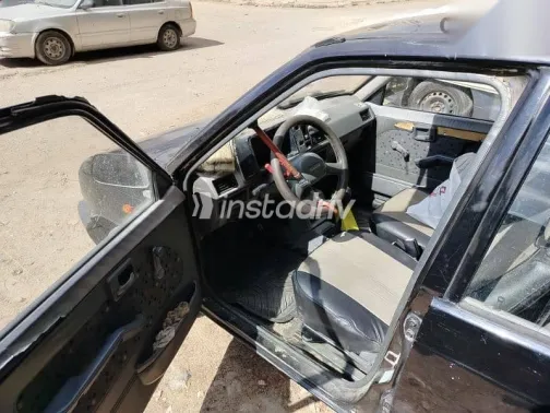 سوزوكى ماروتى 2011 أسود مستعملة للبيع - 5