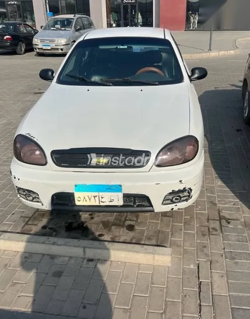 شيفروليه لانوس 2009 أبيض مستعملة للبيع - 2