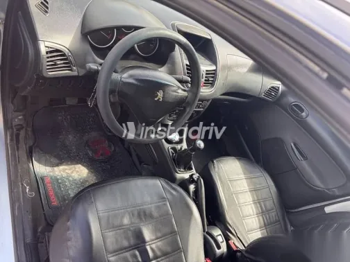 بيجو 206 2013 رمادي مستعملة للبيع - 5