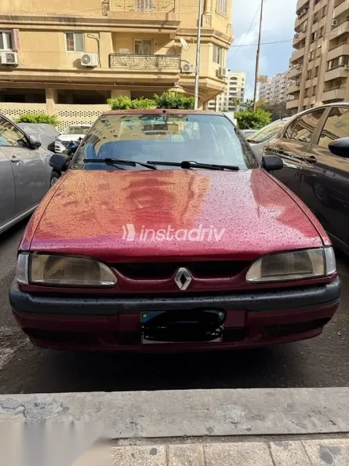 Renault Rainbow 2000 Red Used for Sale - 1