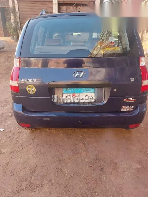 هيونداي ماتريكس 2009 أزرق غامق مستعملة للبيع - 3