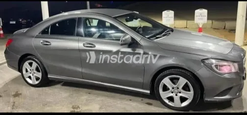 مرسيدس CLA 180 2015 أبيض مستعملة للبيع - 4