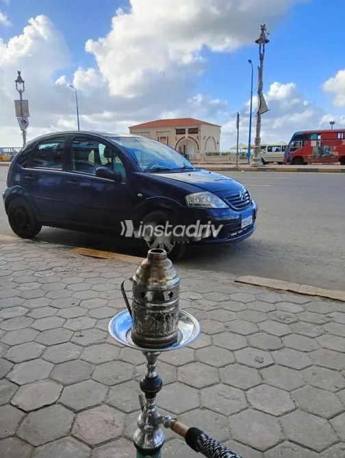 سيتروين C3 2005 أزرق غامق مستعملة للبيع - 3