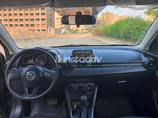 مازدا 2 2016 رمادي مستعملة للبيع - 4