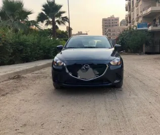 Mazda 2 2016 Gray Used for Sale