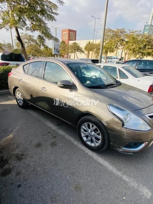 نيسان صنى 2021 أبيض مستعملة للبيع - 2