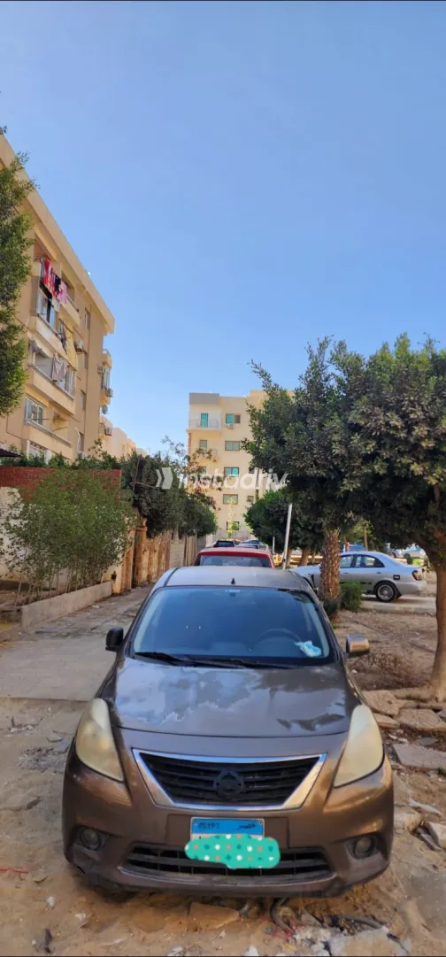 نيسان صنى 2014 أبيض مستعملة للبيع - 7