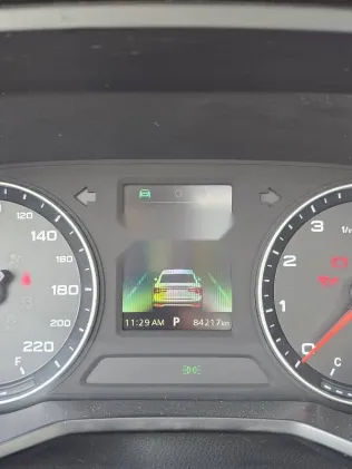 ام جى 5 2021 أبيض مستعملة للبيع