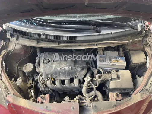 تويوتا ياريس 2008 أحمر غامق مستعملة للبيع - 4