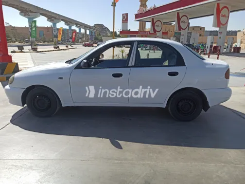 دايو لانوس 2 2000 أبيض مستعملة للبيع - 6