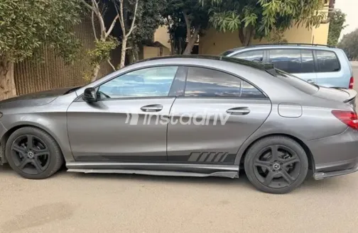 مرسيدس CLA 180 2019 أبيض مستعملة للبيع - 1