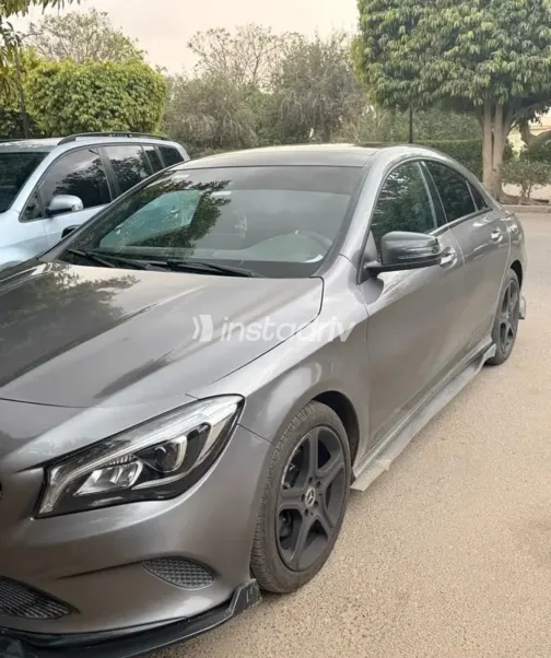 مرسيدس CLA 180 2019 أبيض مستعملة للبيع - 5