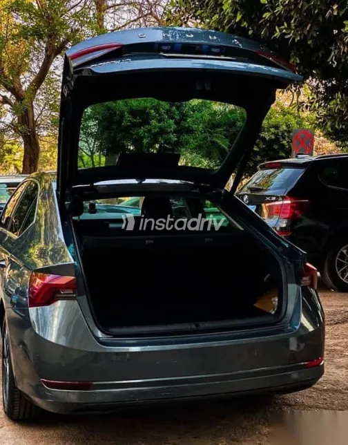Skoda Octavia 2021 Gray Used for Sale - 5