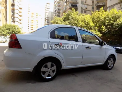 Chevrolet Aveo 2007 White Used for Sale - 6