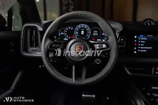 Porsche Cayenne 2024 Silver Used for Sale - 7