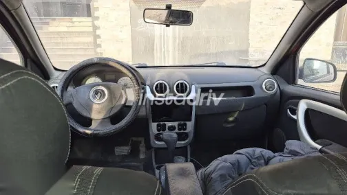 رينو سانديرو 2013 أحمر مستعملة للبيع - 3