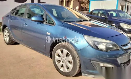 Opel Astra 2015 Dark Blue Used for Sale - 4