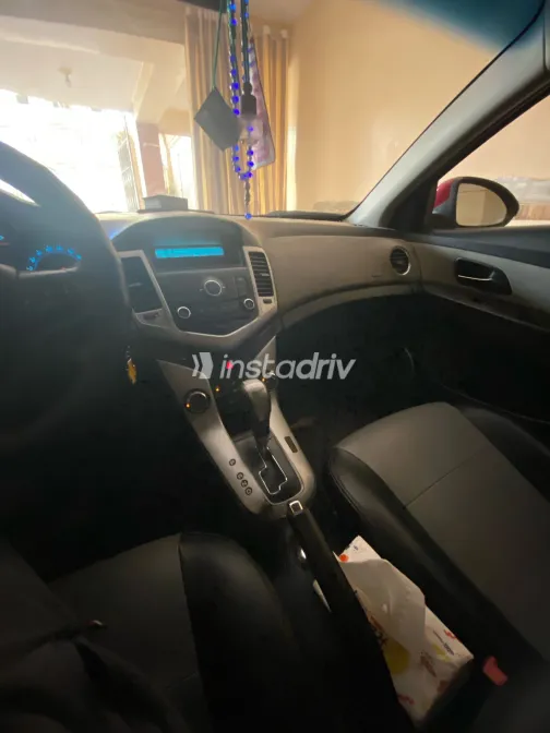 شيفروليه كروز 2012 أبيض مستعملة للبيع - 6