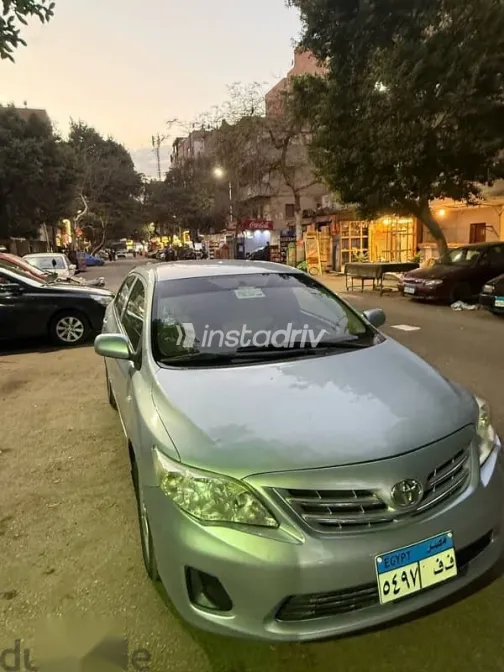 Toyota Corolla 2013 Silver Used for Sale - 1
