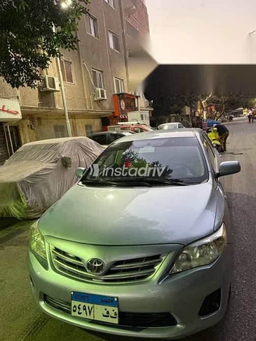 Toyota Corolla 2013 Silver Used for Sale - 7