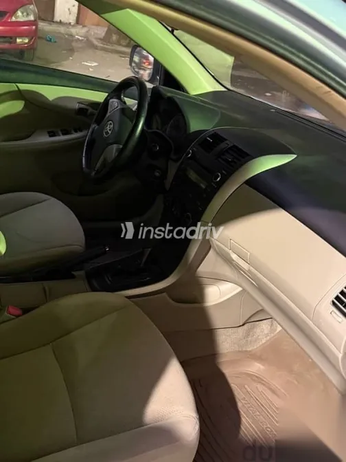 Toyota Corolla 2013 Silver Used for Sale - 10