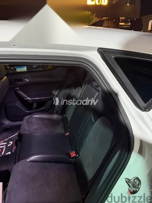 سيات ليون 2021 أبيض مستعملة للبيع - 6
