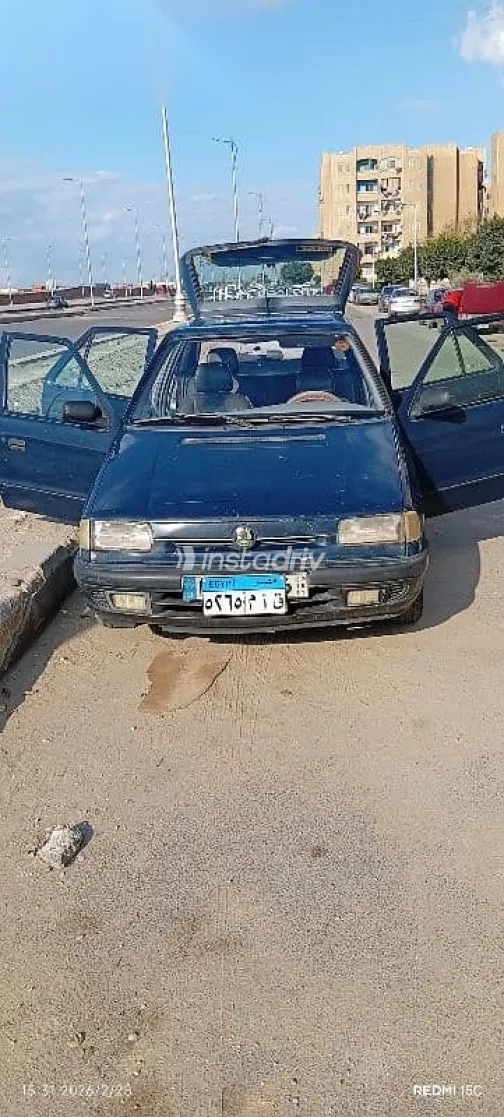 سكودا فيليشيا 1995 أزرق غامق مستعملة للبيع - 1