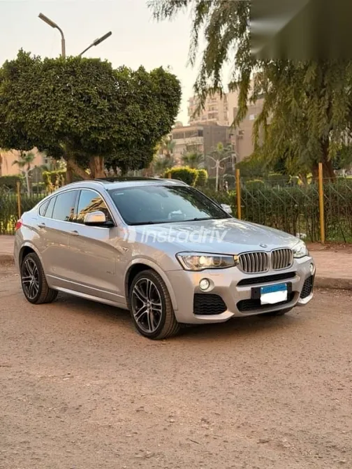 BMW X4 2017 Silver Used for Sale - 2